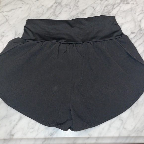 SHEIN SHORTS - Picture 2 of 5